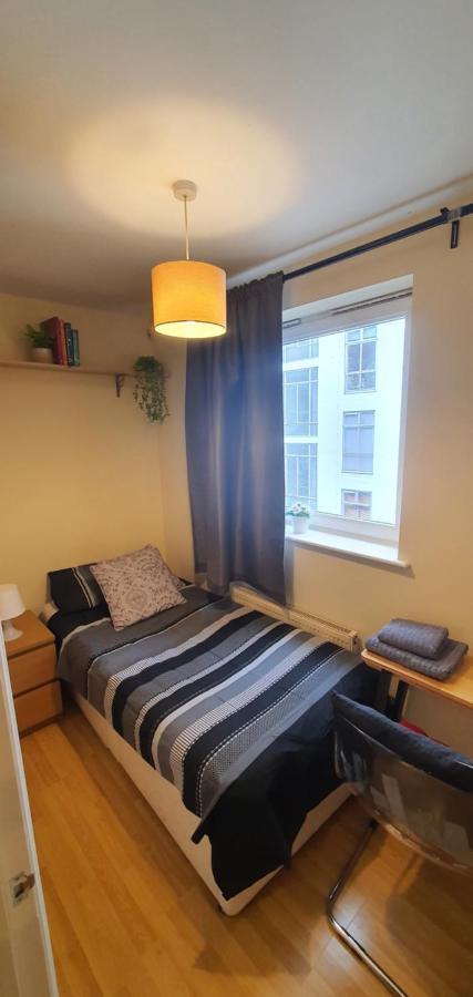 Double Room&Private Bath Near The Square Mile London Exterior foto